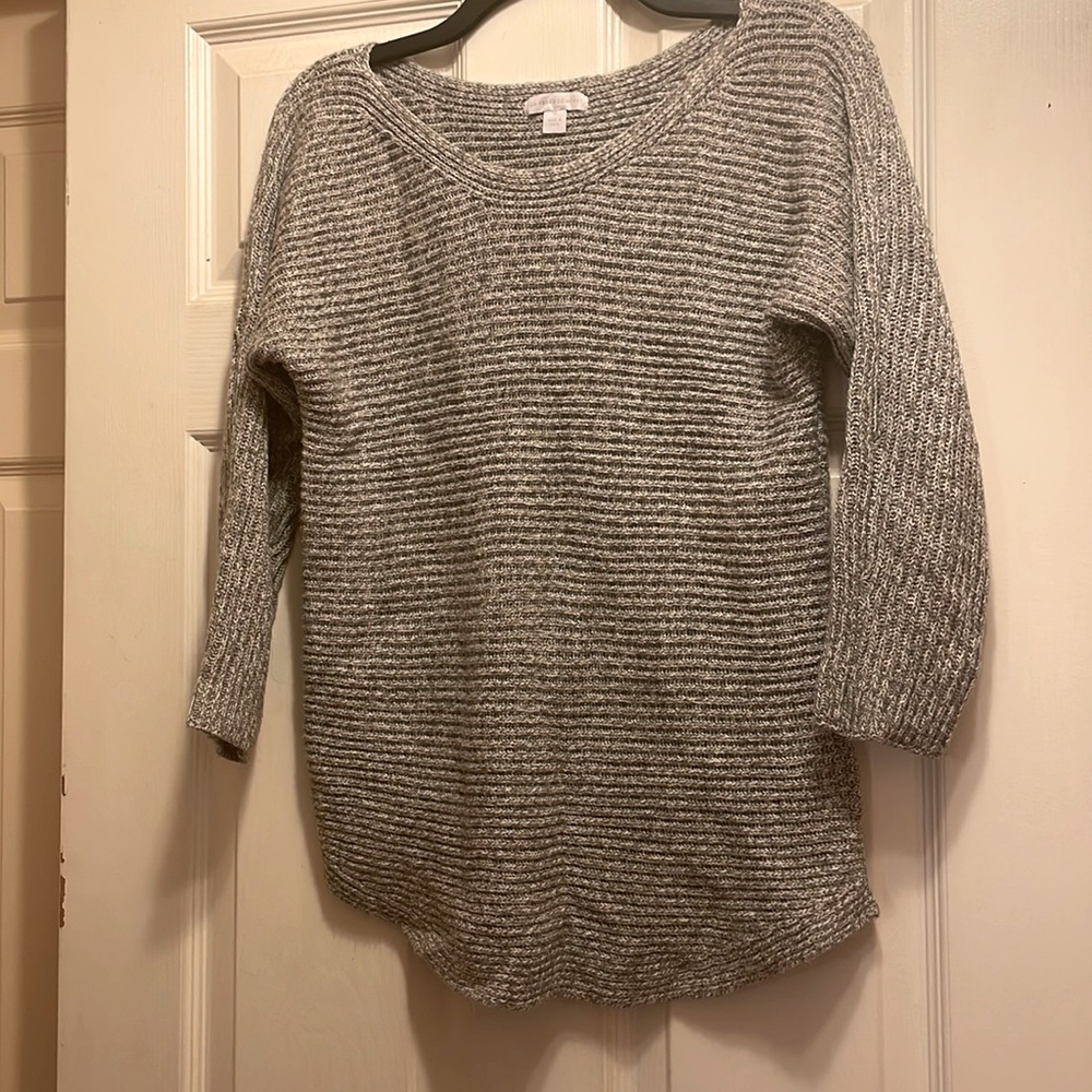 NEW YORK & COMPANY sweater XS GRAY